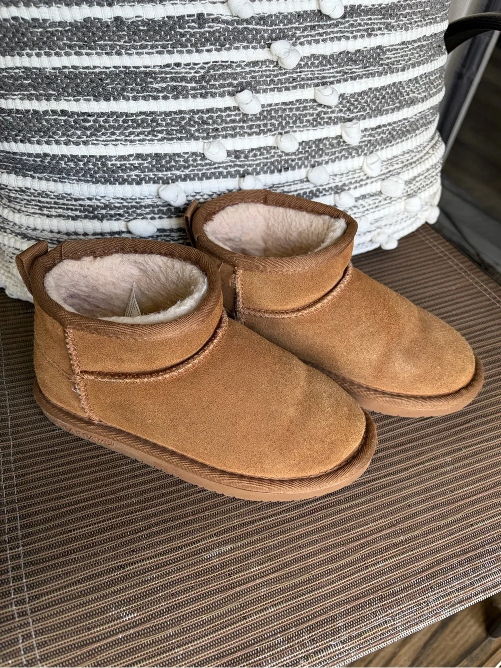 BearPaw cozy kids